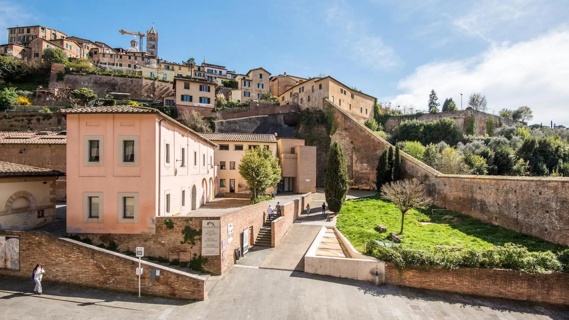 Secret Garden Siena Villa