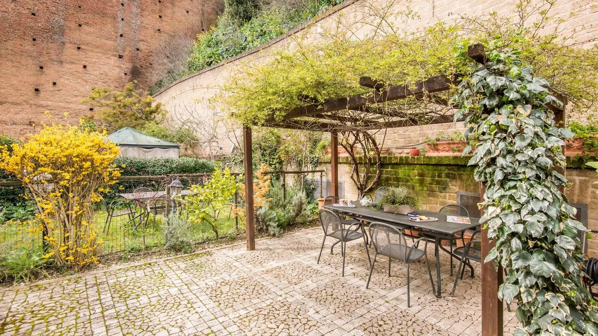 Secret Garden Siena Villa Holiday home