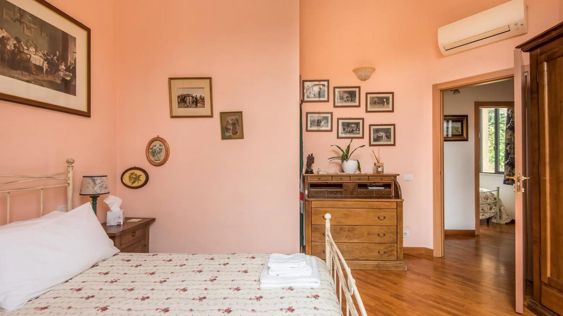 Holiday home Secret Garden Siena Villa
